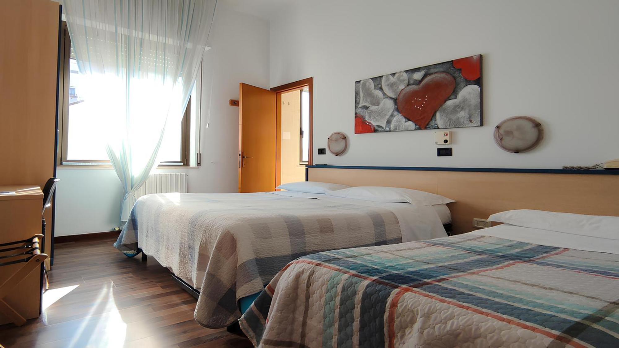 Birilli B&B チヴィタノーヴァ・マルケ エクステリア 写真