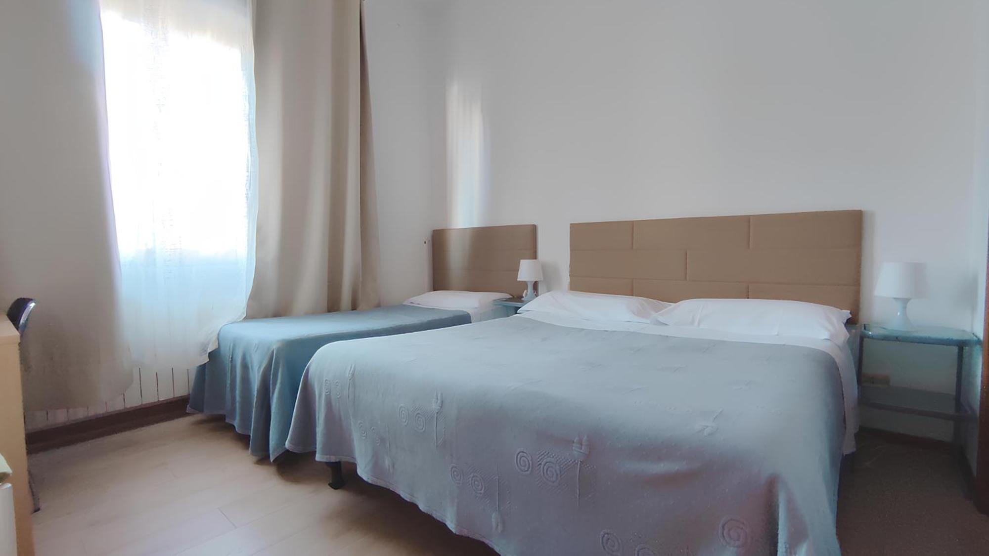 Birilli B&B チヴィタノーヴァ・マルケ エクステリア 写真